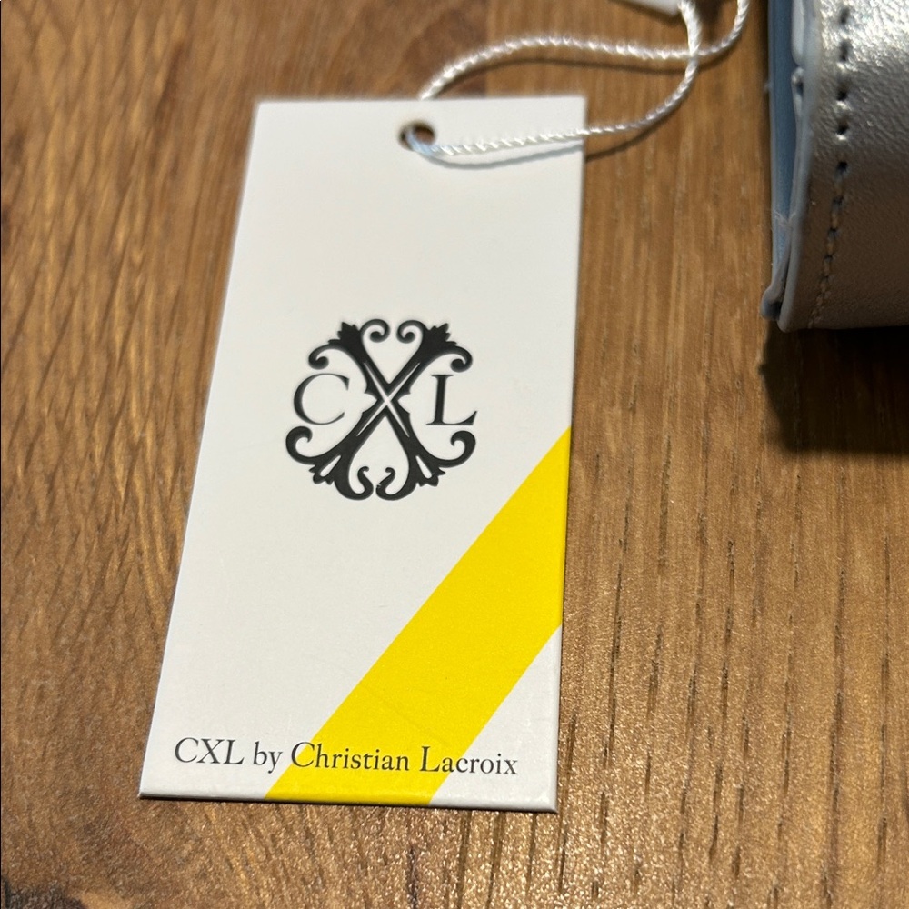 NWT CXL by Christian Lacroix Silver Park Smooth Small Clutch Wristlet Reg. $78 - Picture 7 of 12